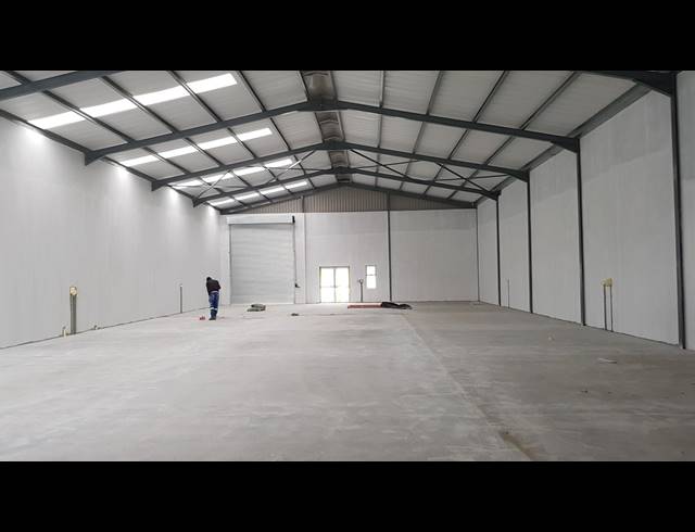 462M² FACTORY TO LET IN BRACKENFELL CENTRAL